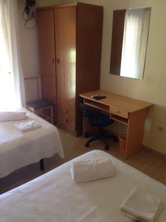 Hostal Jose Luis برونيتي المظهر الخارجي الصورة